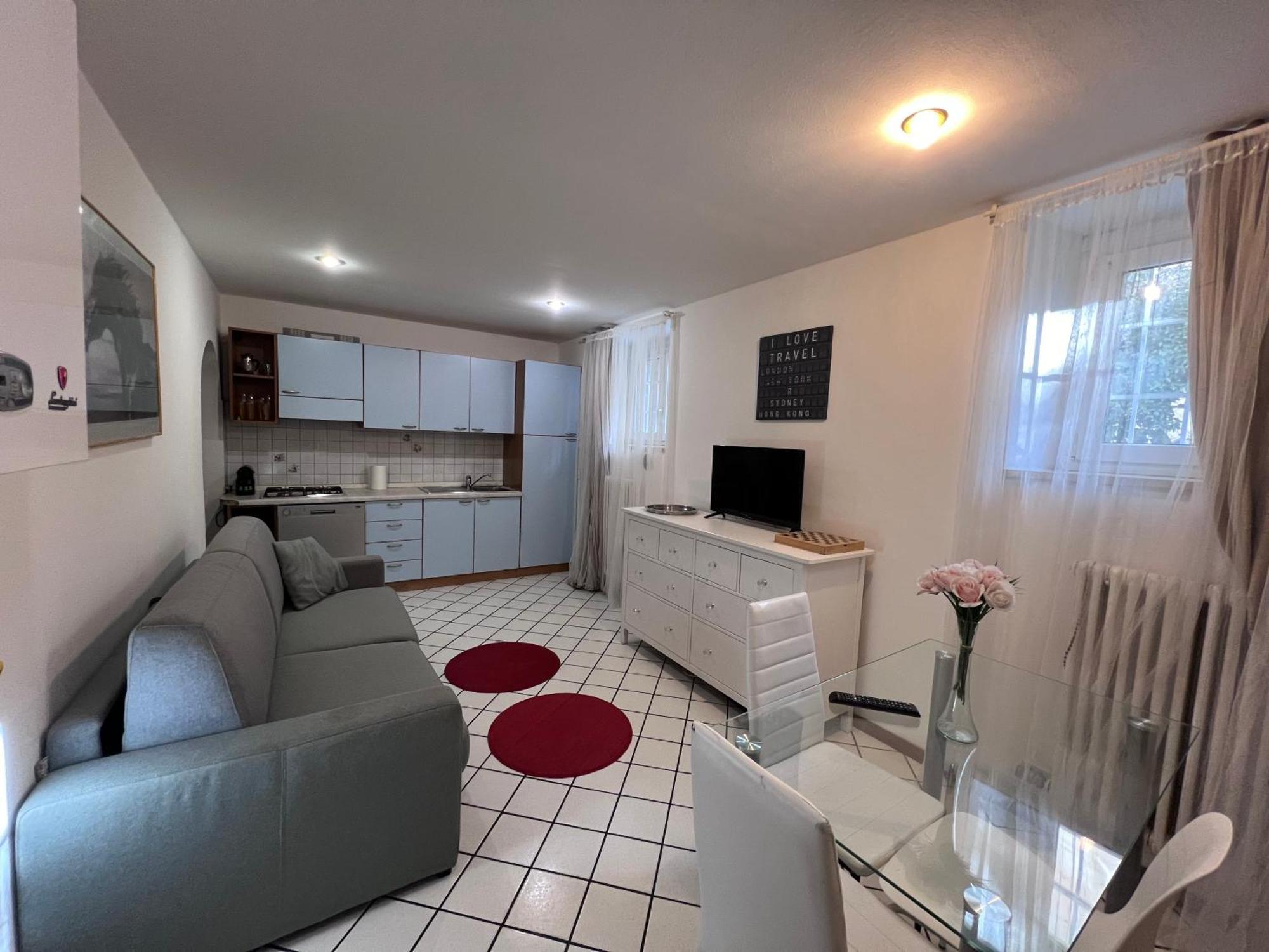 Glow G Apartment